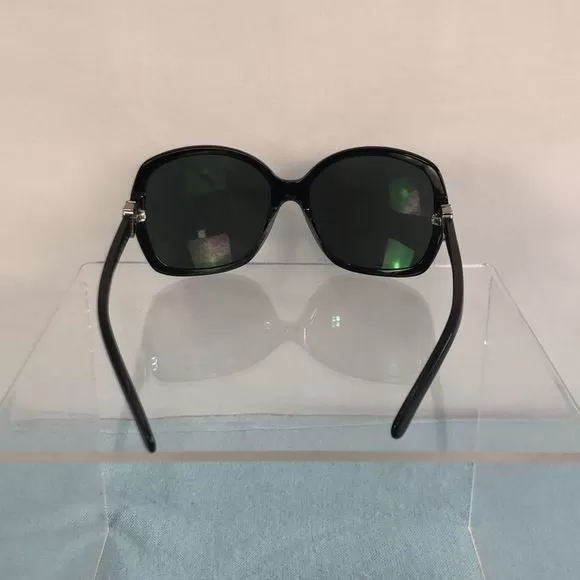 CHANELBlack with Logo Big Frame Sunglasses