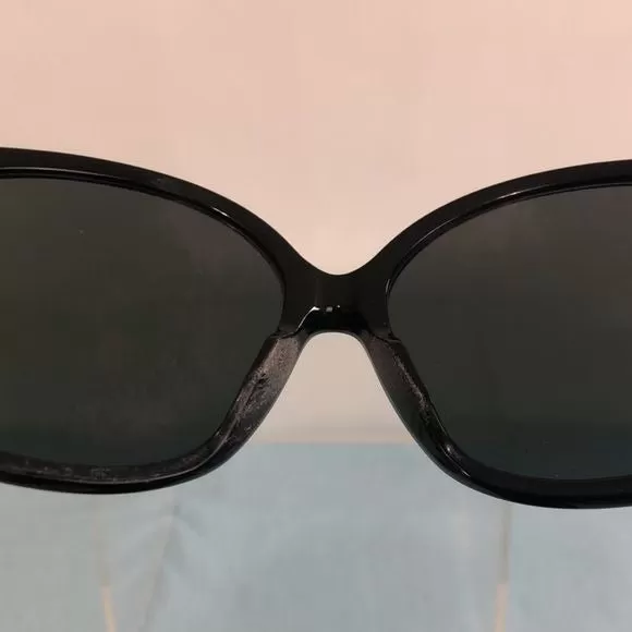 CHANELBlack with Logo Big Frame Sunglasses